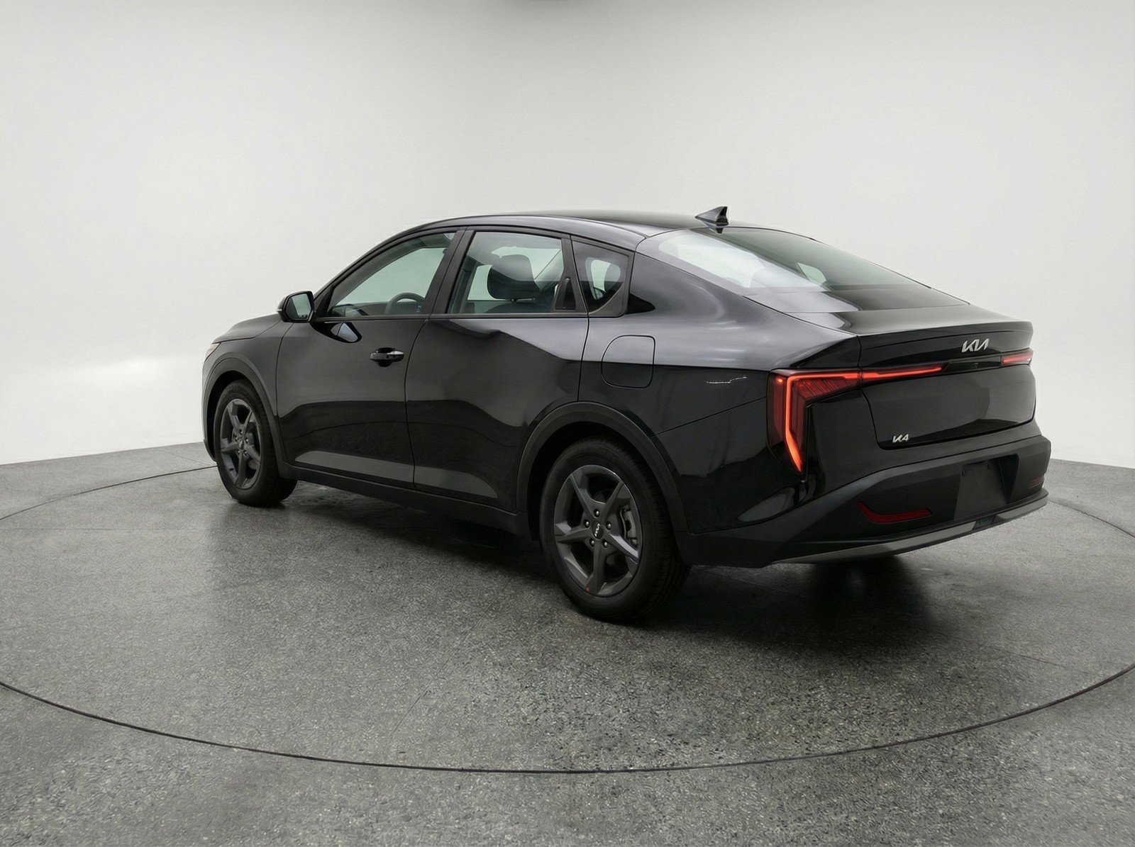 Used 2025 Kia K4 LXS FWD image 6