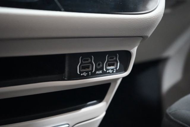 Used 2023 Chrysler Voyager LX FWD image 28