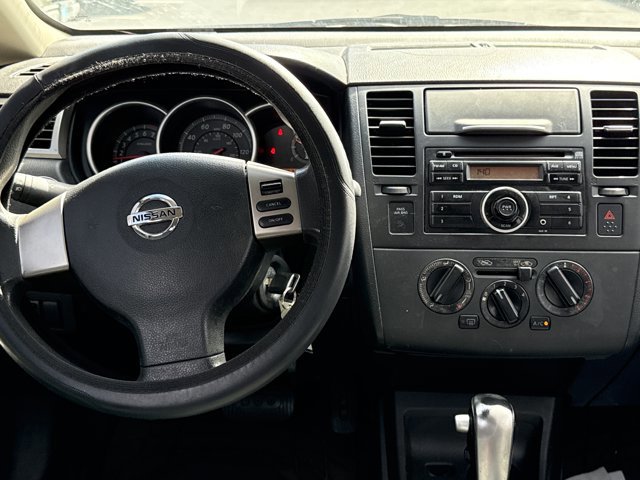 Used 2010 Nissan Versa 1.8 S w/ PWR Plus Pkg image 4