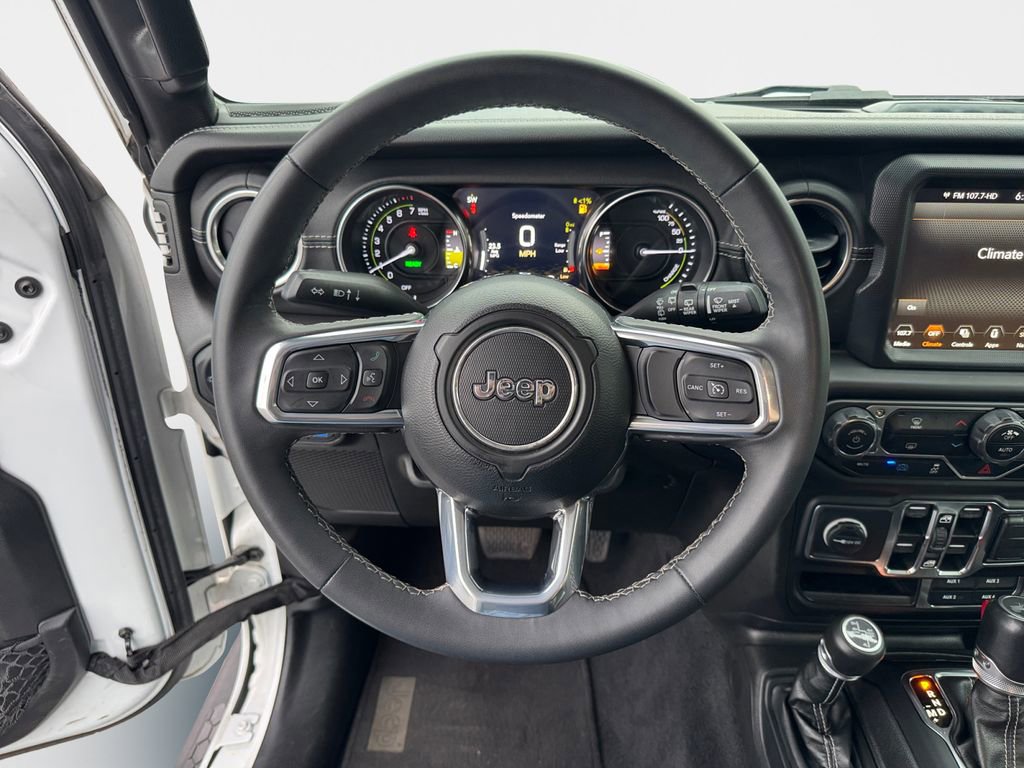 Used 2023 Jeep Wrangler Unlimited Sahara image 11