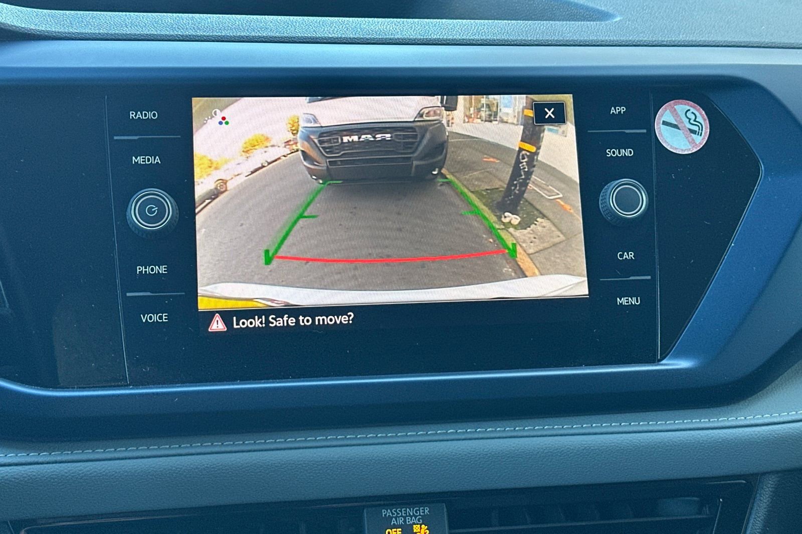 Used 2024 Volkswagen Taos SE image 24