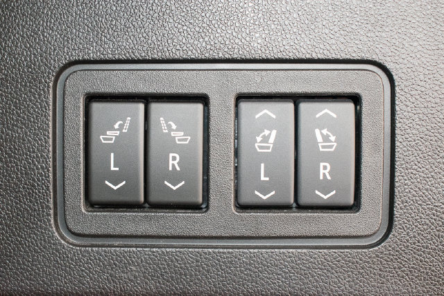 Used 2024 Cadillac XT6 Sport AWD/4WD image 16
