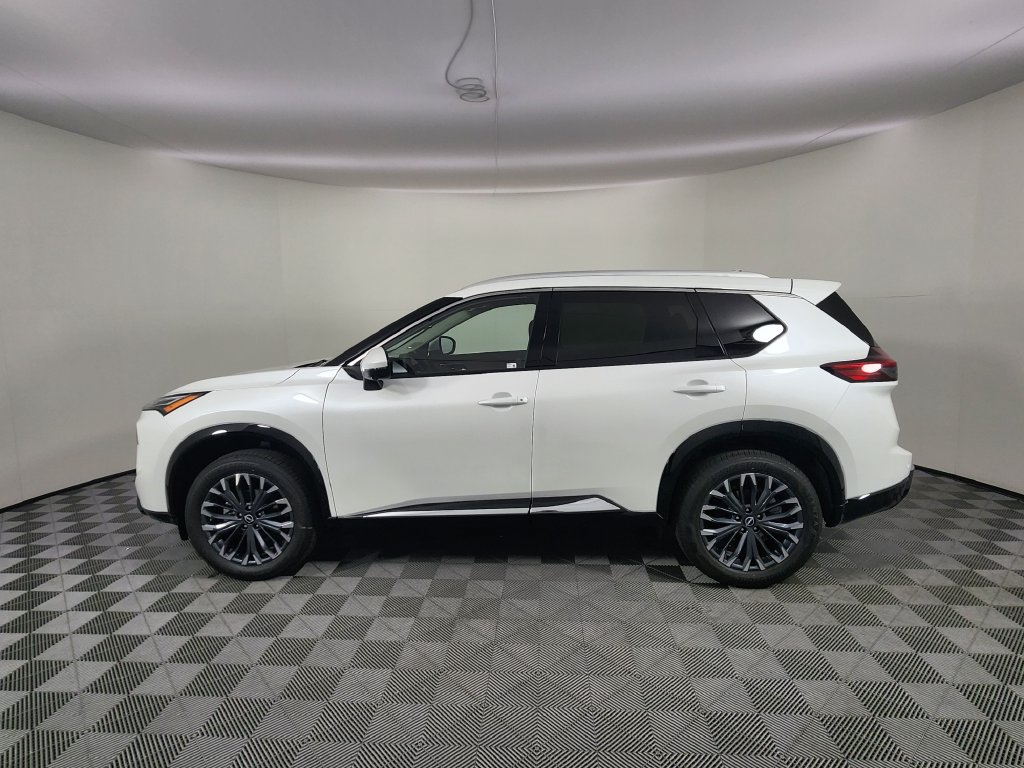 New 2026 Nissan Rogue Platinum AWD/4WD image 2