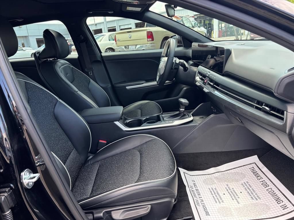 Used 2025 Kia K4 GT-Line w/ GT-Line Sunroof Package FWD image 14