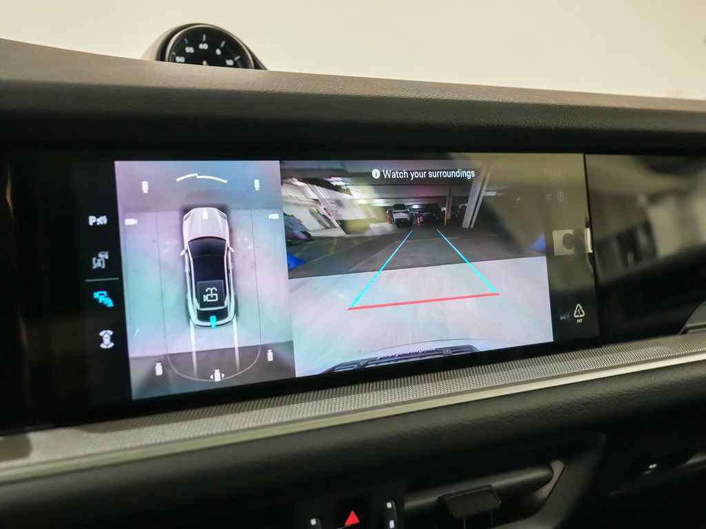 New 2026 Porsche Cayenne E-Hybrid Coupe AWD/4WD image 31