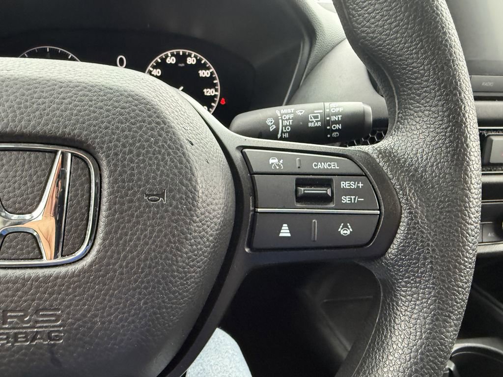 Used 2025 Honda HR-V LX image 18
