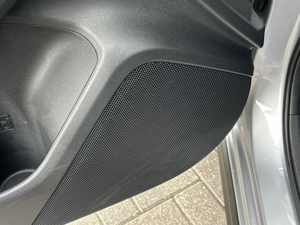 Certified 2025 Subaru Crosstrek 2.0i Premium w/ Popular Package #4 image 20