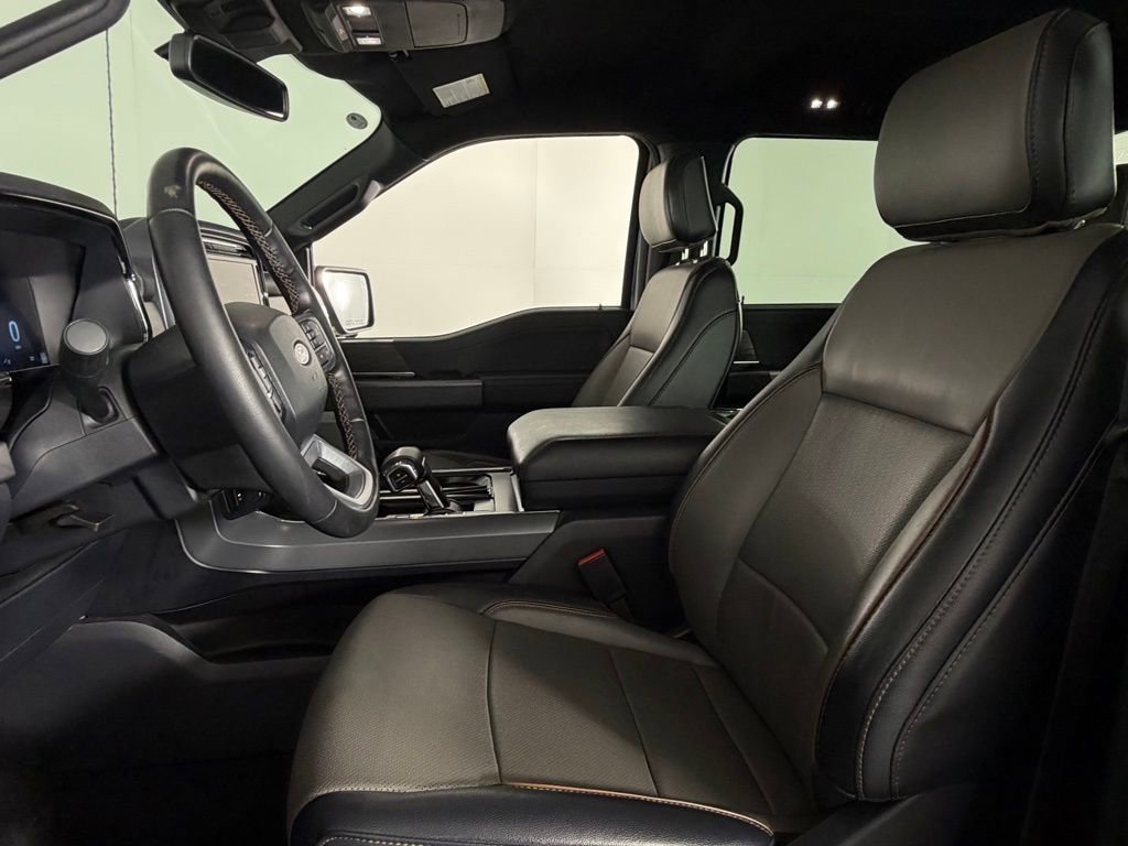 Used 2025 Ford F150 Lariat w/ FX4 Off-Road Package image 24