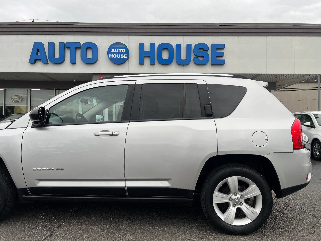 Used 2011 Jeep Compass Latitude AWD/4WD image 34