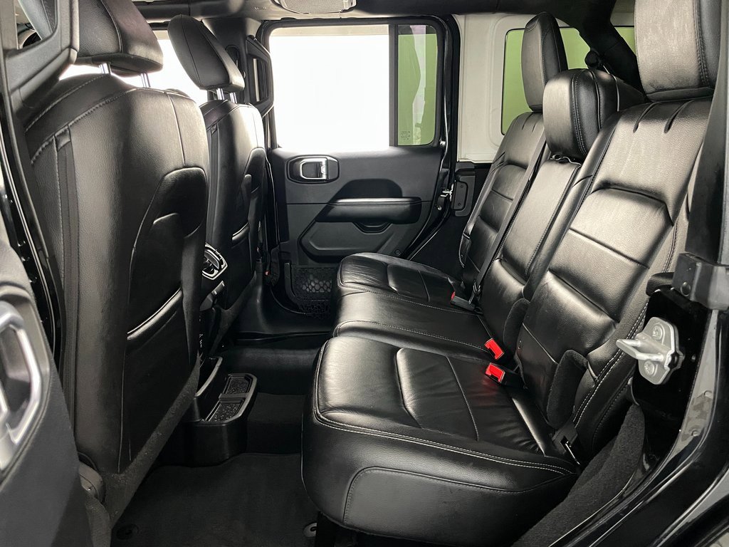Used 2018 Jeep Wrangler Unlimited Sahara w/ LED Lighting Group image 9