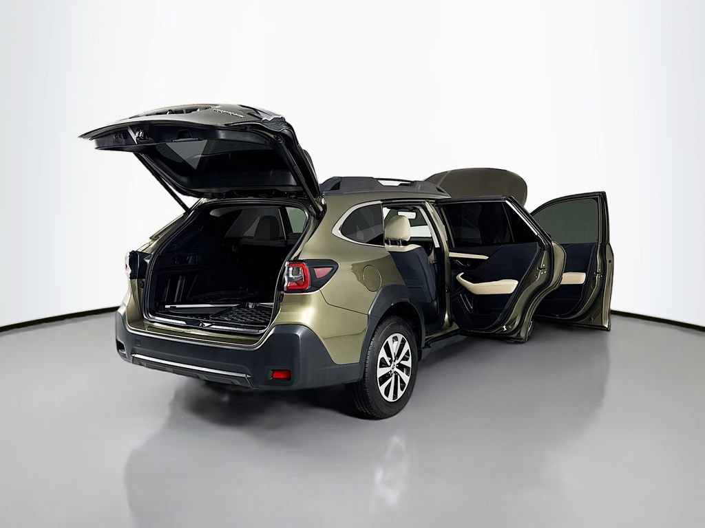 Used 2024 Subaru Outback Premium image 21