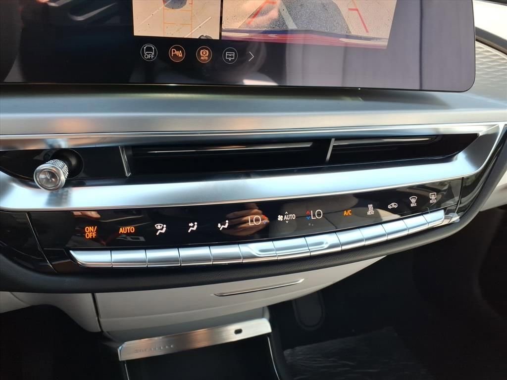 New 2026 Cadillac Lyriq Sport image 17