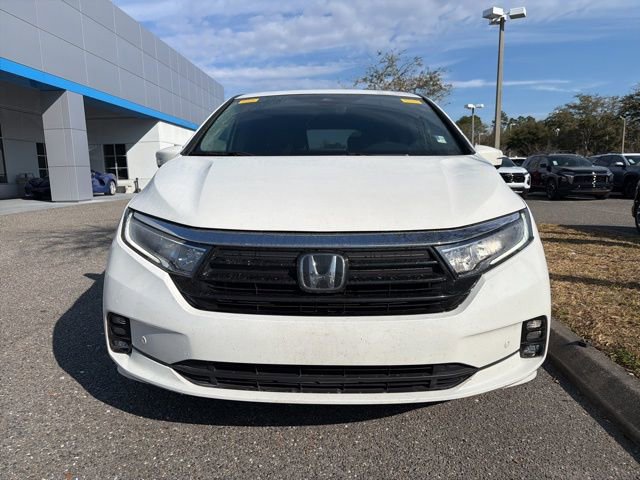 Used 2021 Honda Odyssey Touring image 2