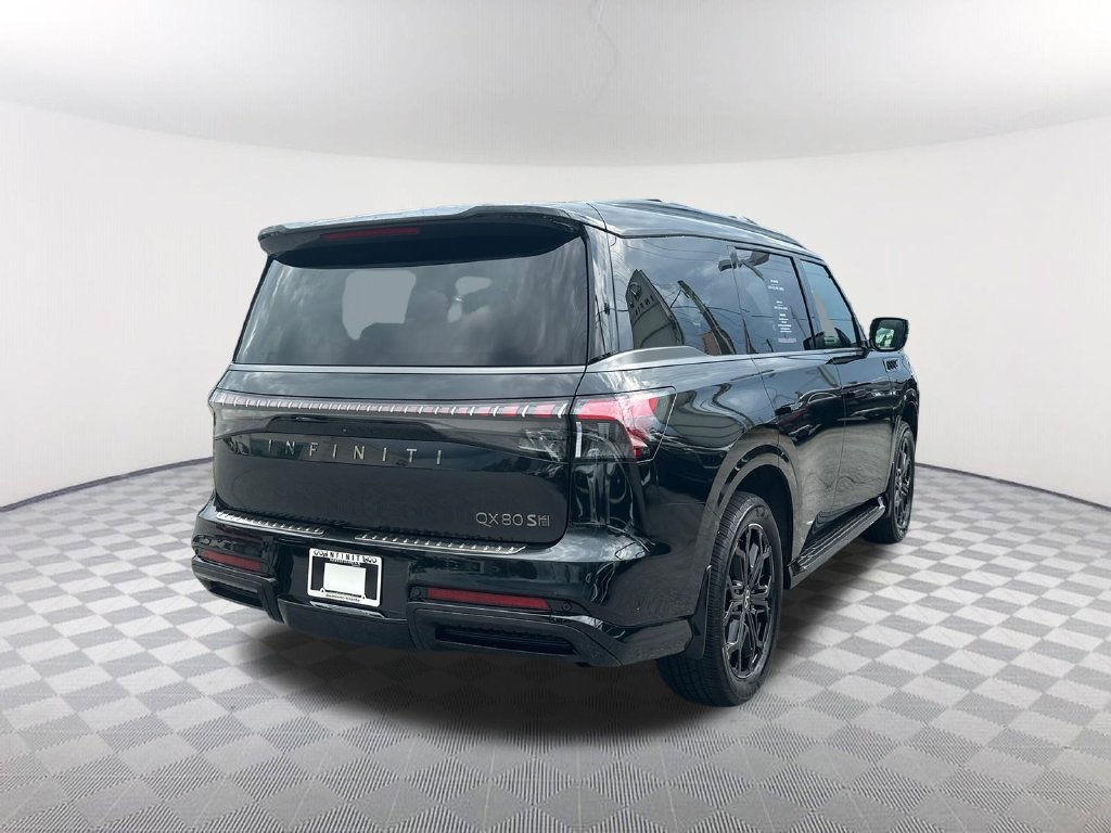 Certified 2026 INFINITI QX80 4WD w/ Sport Exterior Package image 5