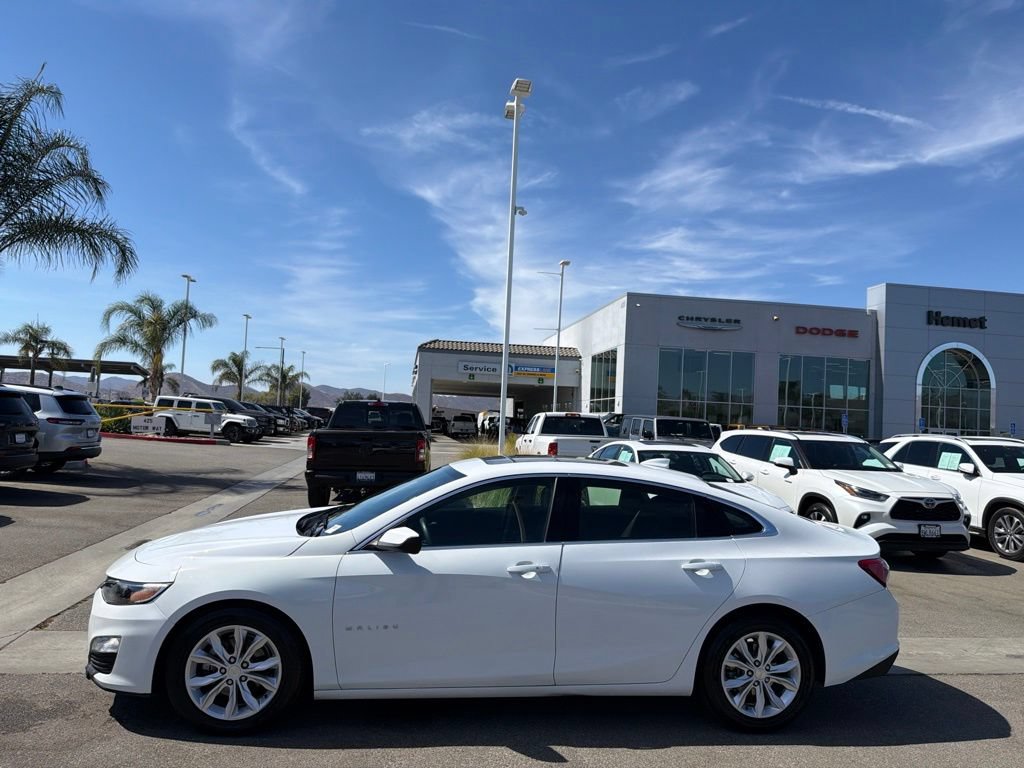 Used 2022 Chevrolet Malibu LT FWD image 5