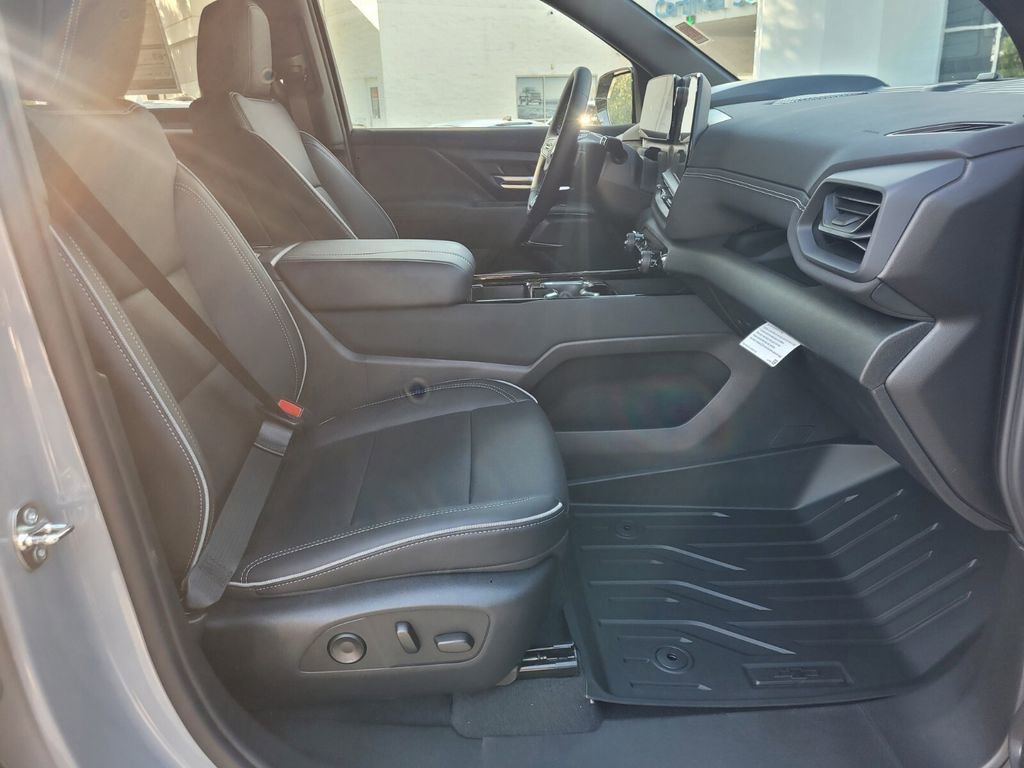 New 2026 Chevrolet Silverado EV LT w/ Plus Package image 16
