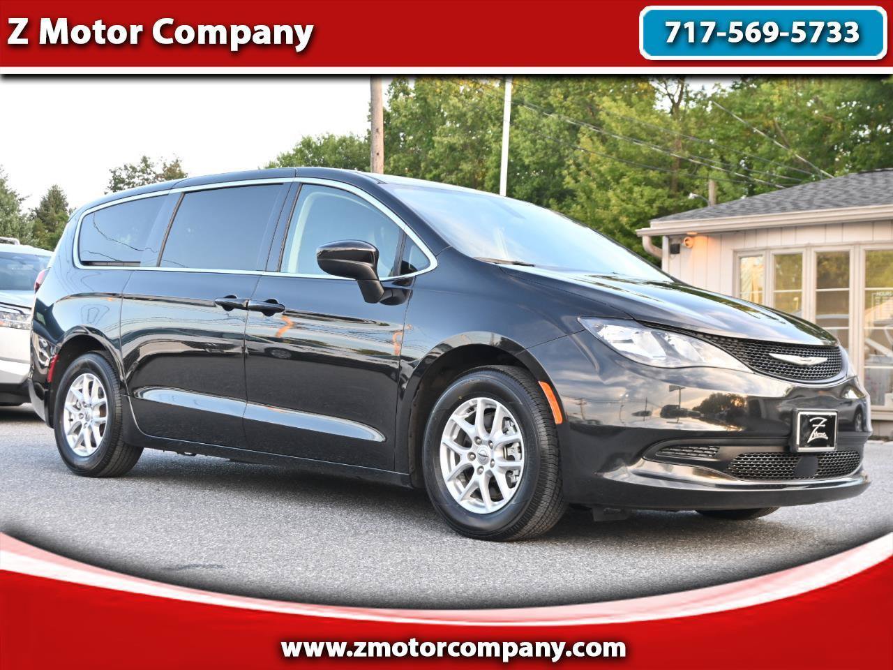 Used 2021 Chrysler Voyager LX FWD image 1