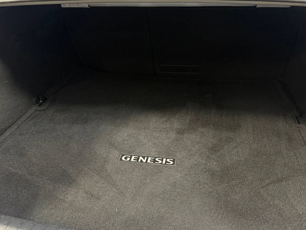 Used 2019 Genesis G70 3.3T Advanced w/ Sport Package RWD image 26