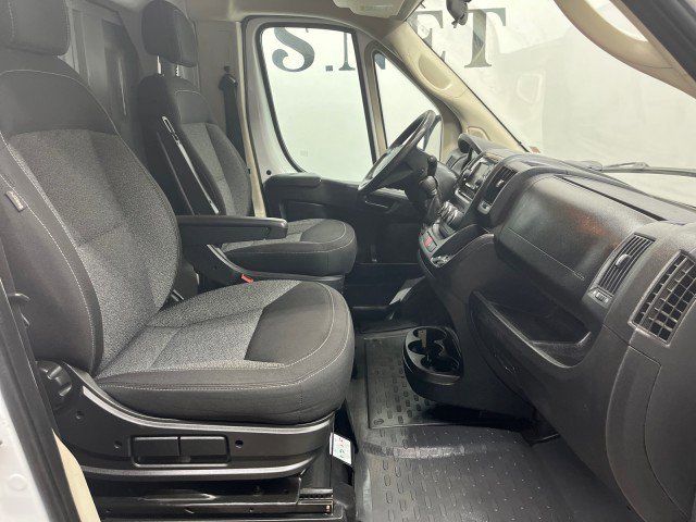 Used 2019 RAM ProMaster 3500 w/ Premium Appearance Group FWD image 17