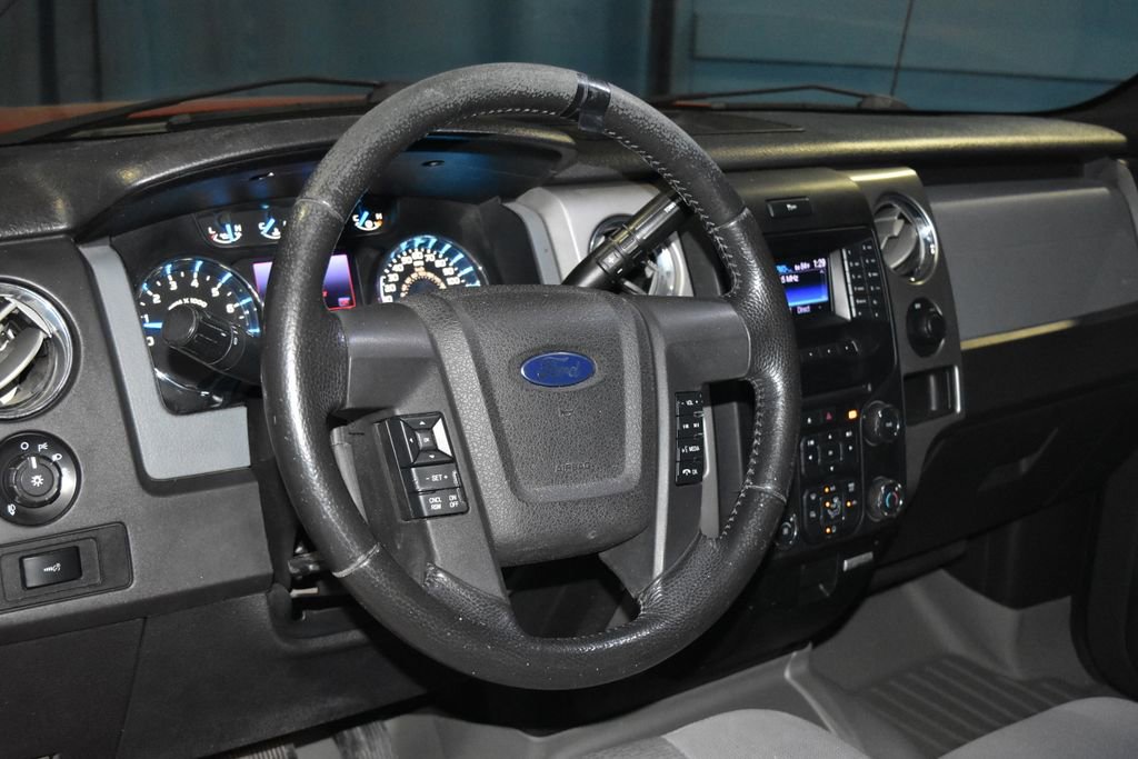 Used 2013 Ford F150 XLT w/ XLT Chrome Pkg AWD/4WD image 2