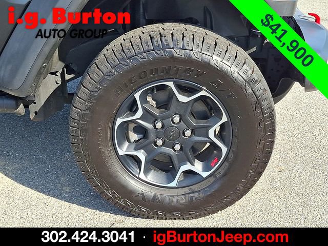 Used 2023 Jeep Wrangler Unlimited Rubicon w/ Cold Weather Group image 8