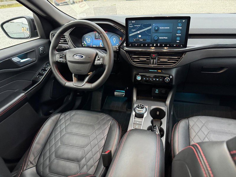 Used 2023 Ford Escape ST-Line Elite w/ Premium Technology Package AWD/4WD image 16