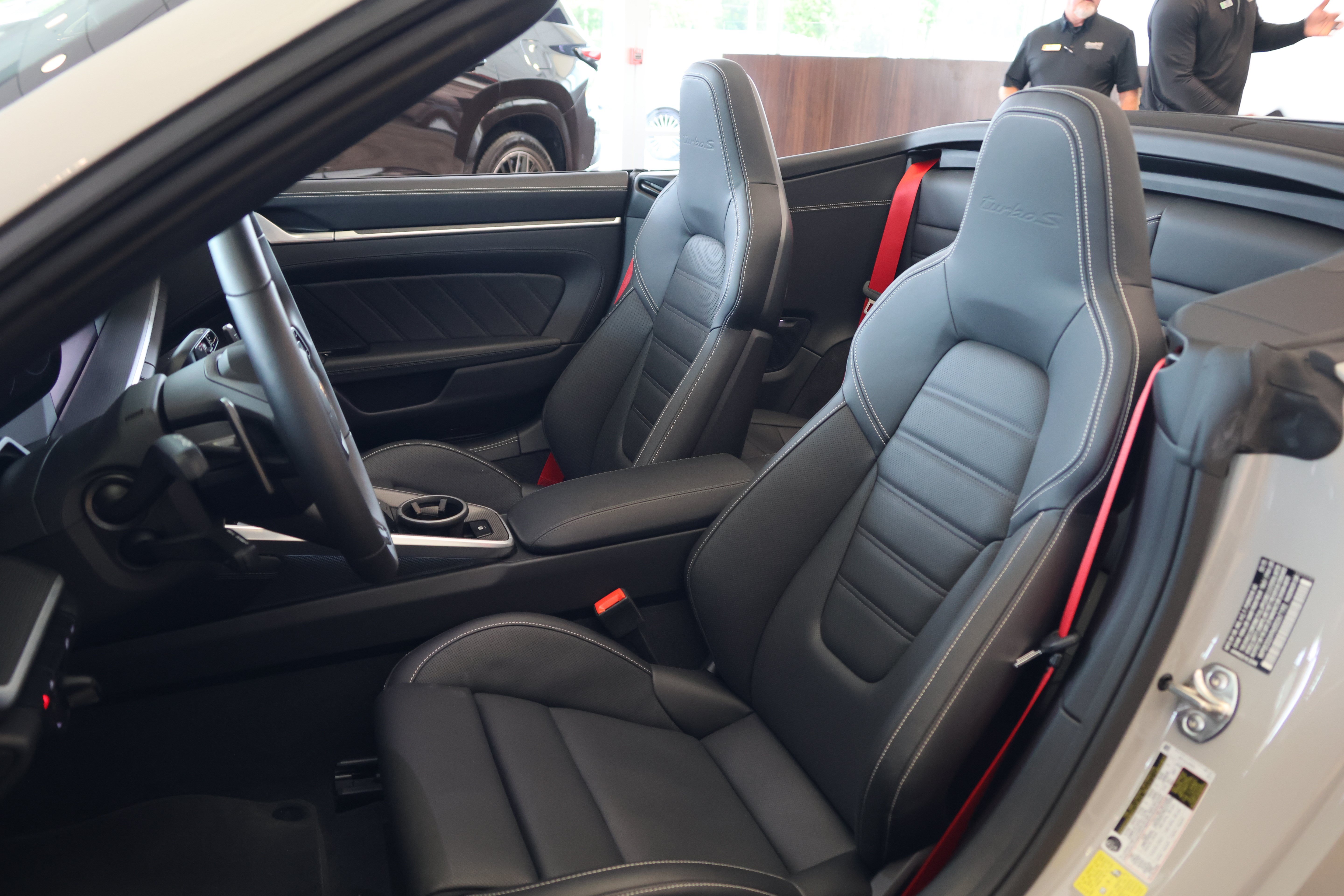 Used 2025 Porsche 911 Turbo S AWD/4WD image 31