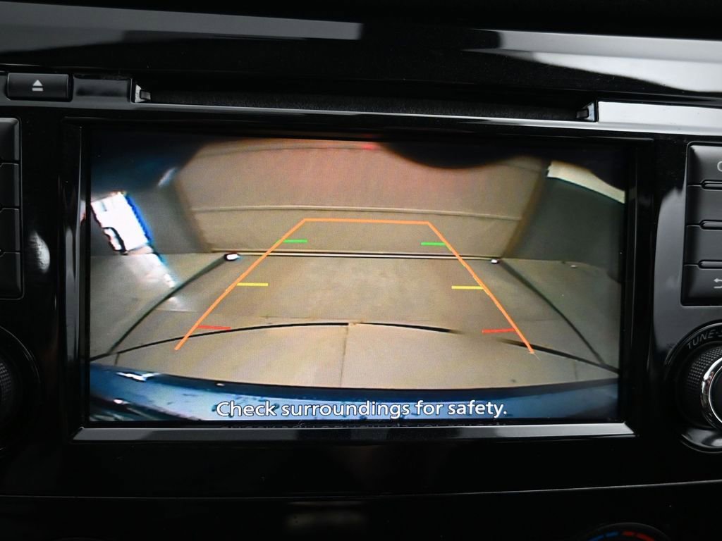 Used 2022 Nissan Rogue Sport S image 13