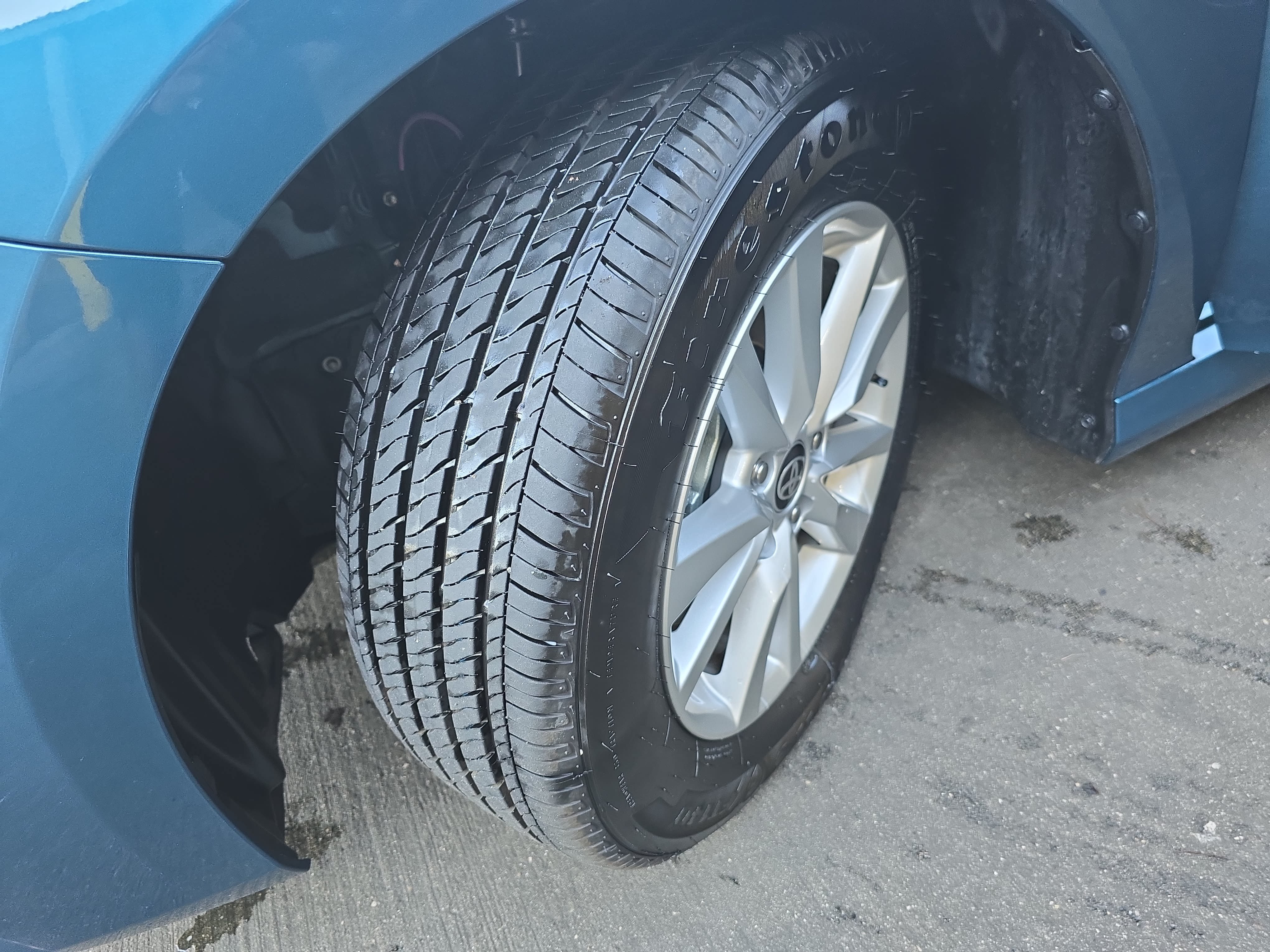 Used 2026 Toyota Camry LE FWD image 30