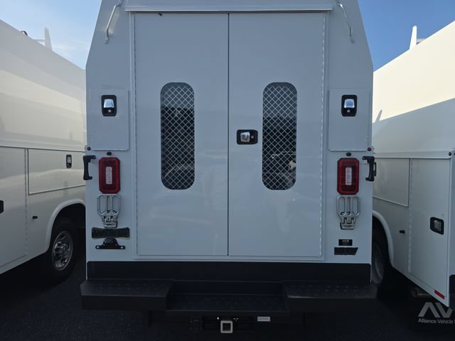 New 2026 Chevrolet Express 3500 w/ Power Convenience Package RWD image 4