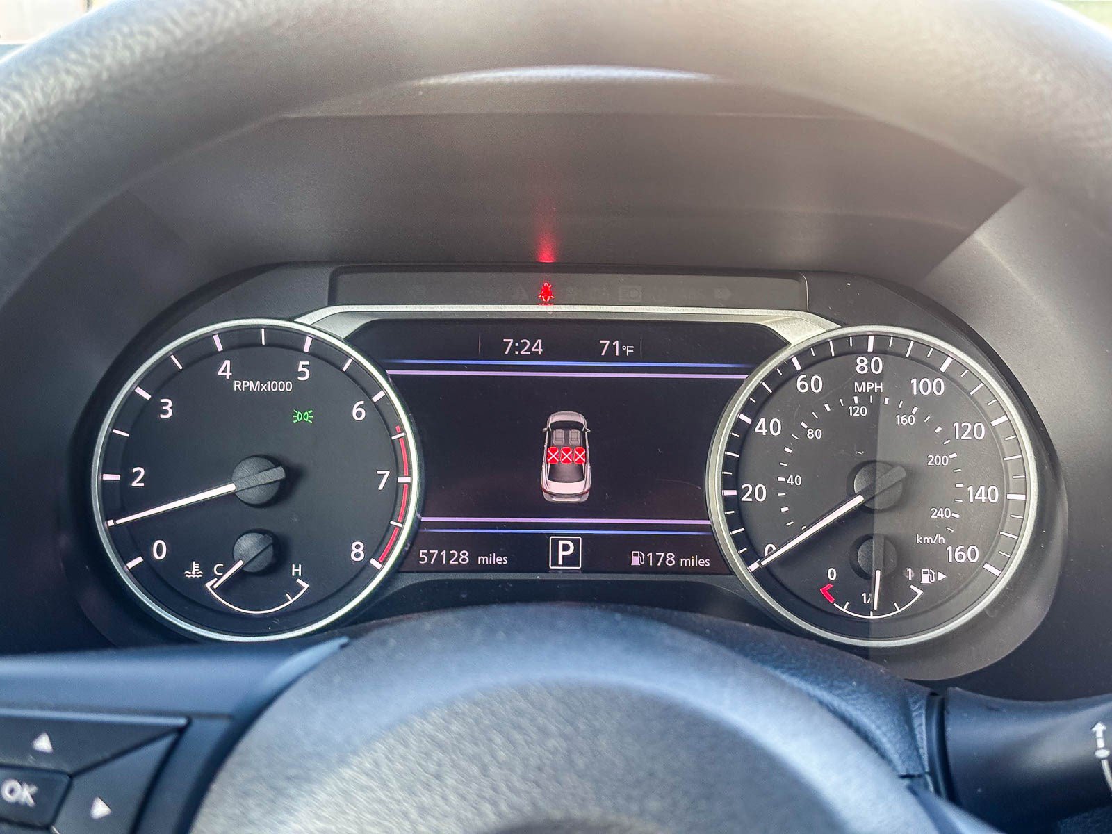 Used 2025 Nissan Sentra SV FWD image 27
