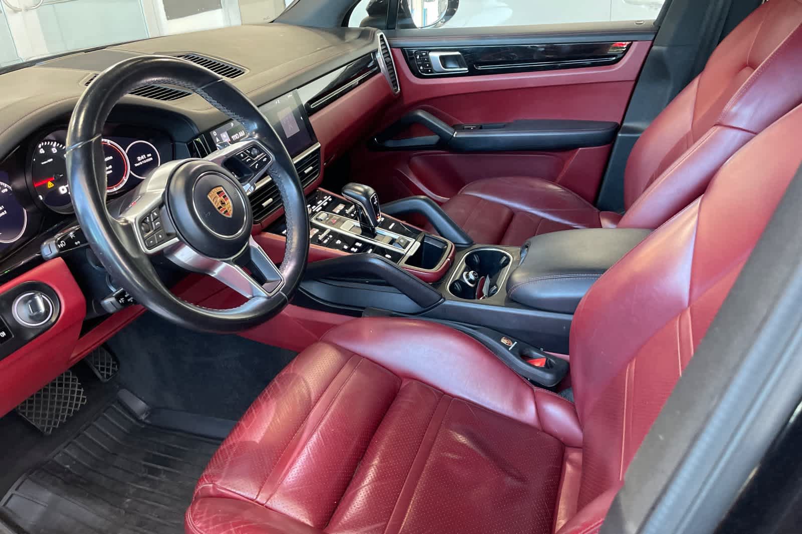 Used 2019 Porsche Cayenne AWD/4WD image 9