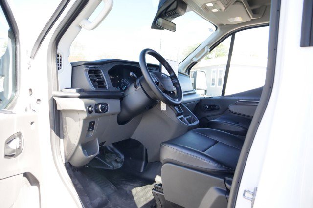Used 2025 Ford Transit 250 148 Medium Roof Extended AWD image 19
