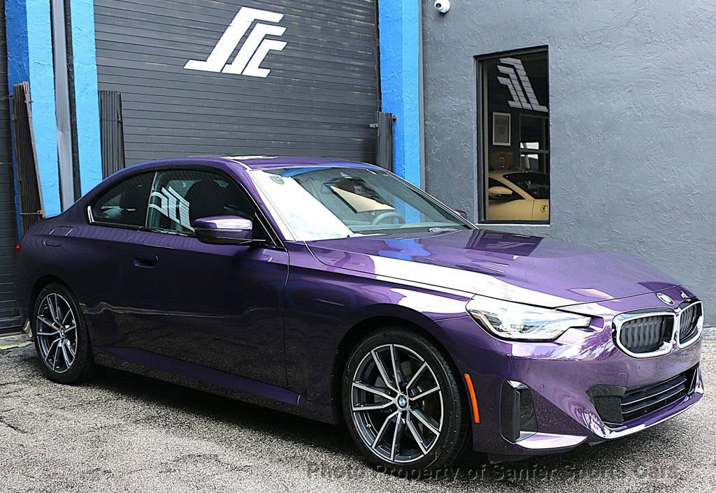 Used 2025 BMW 230i Coupe w/ Premium Package image 3