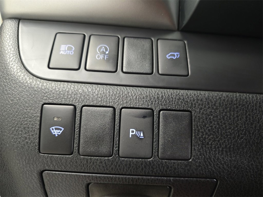 Used 2019 Toyota Highlander Limited image 29