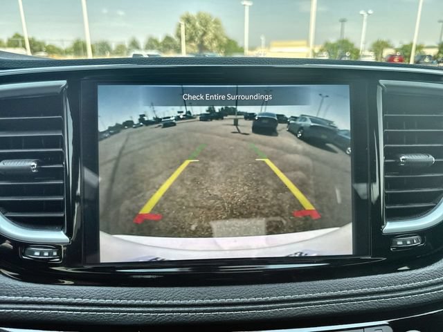 Used 2026 Chrysler Pacifica Limited AWD/4WD image 17