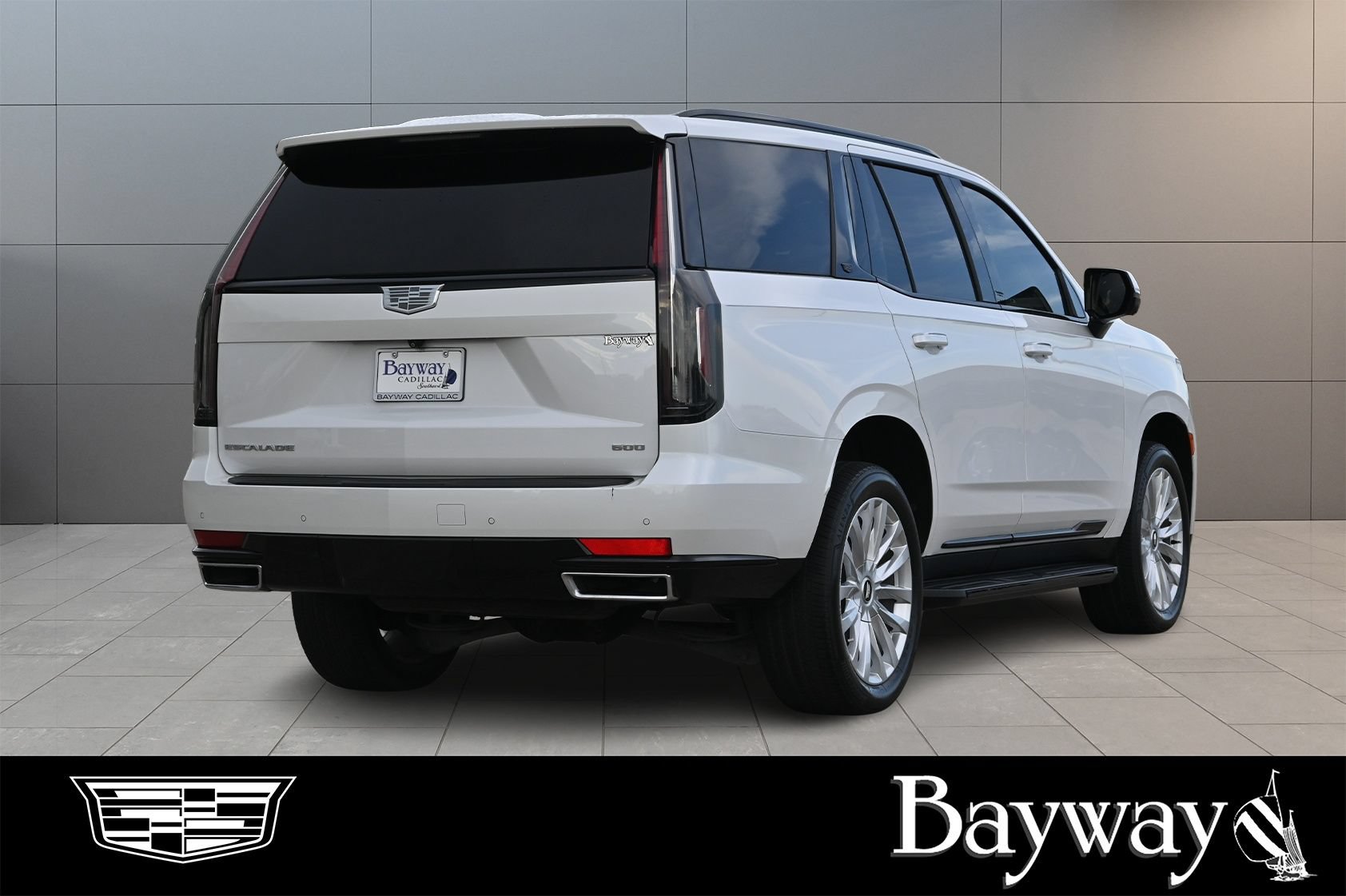 Used 2023 Cadillac Escalade Luxury w/ LPO, Floor Liner Package RWD image 6