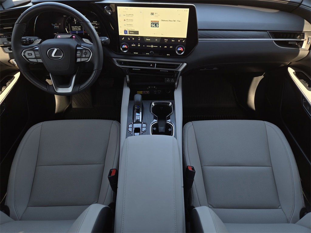 Used 2025 Lexus RX 350 F Sport w/ Convenience Package image 27