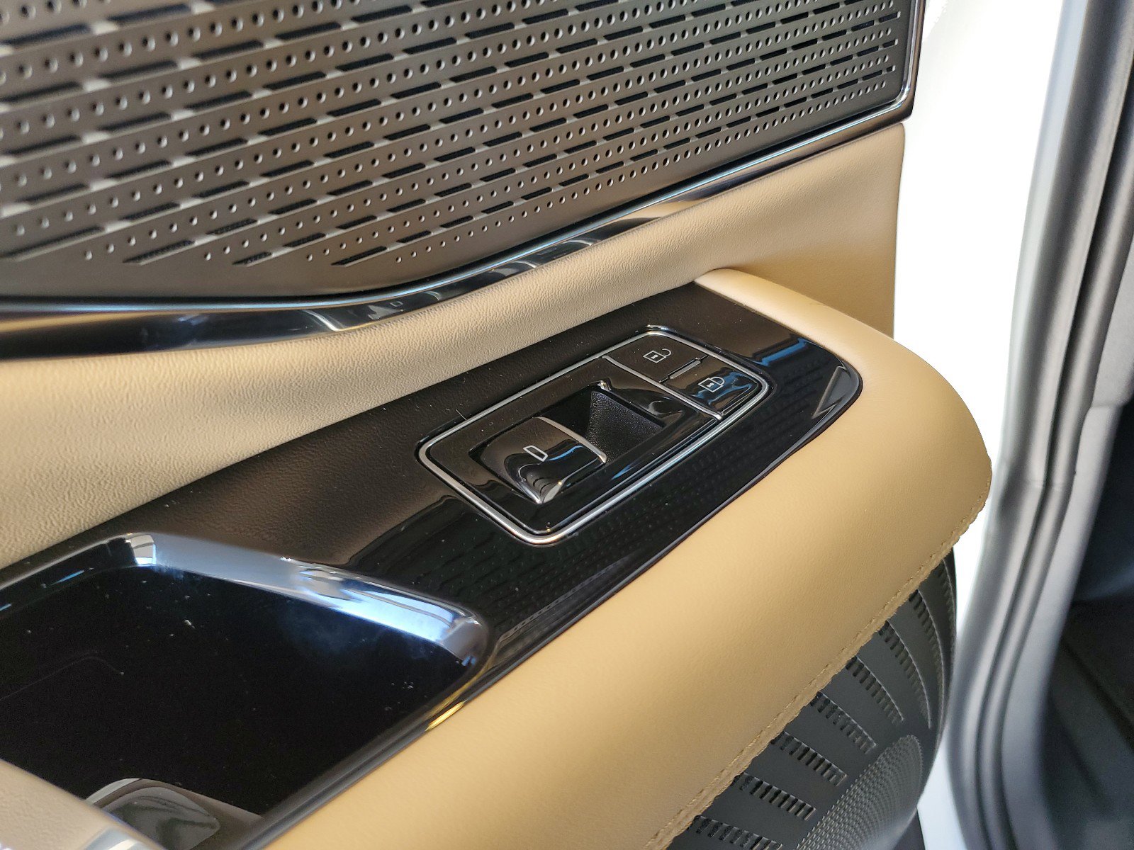 New 2025 Cadillac Escalade IQ Sport 2 image 13