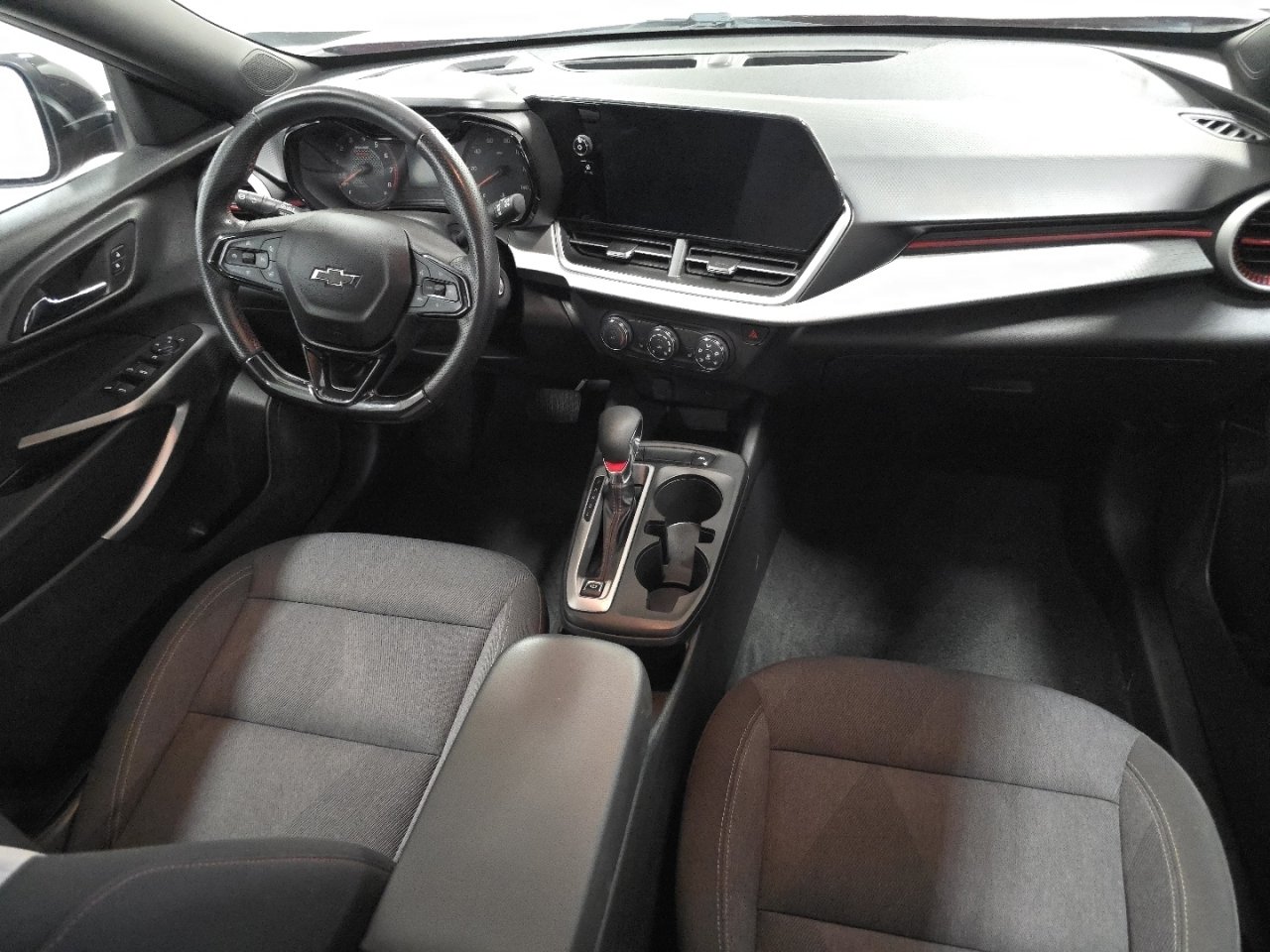 Used 2024 Chevrolet Trax RS FWD image 21