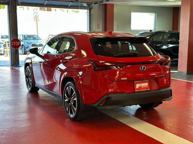 Used 2023 Lexus UX 250h AWD w/ Accessory Package (Z2) image 5