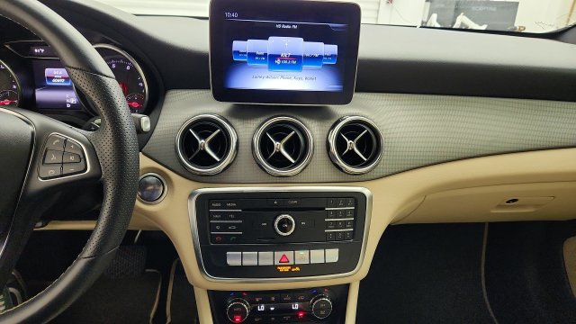 Used 2020 Mercedes-Benz GLA 250 image 15