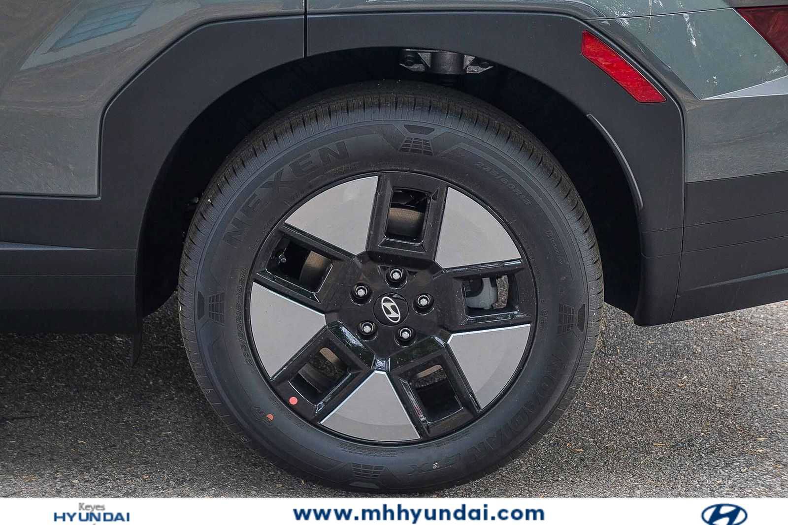 New 2026 Hyundai Santa Fe SE FWD image 11