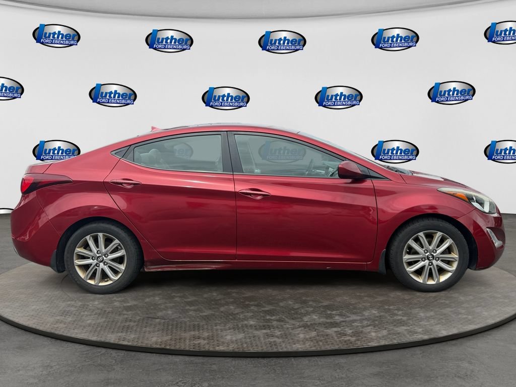 Used 2015 Hyundai Elantra SE w/ Option Group 02 FWD image 6