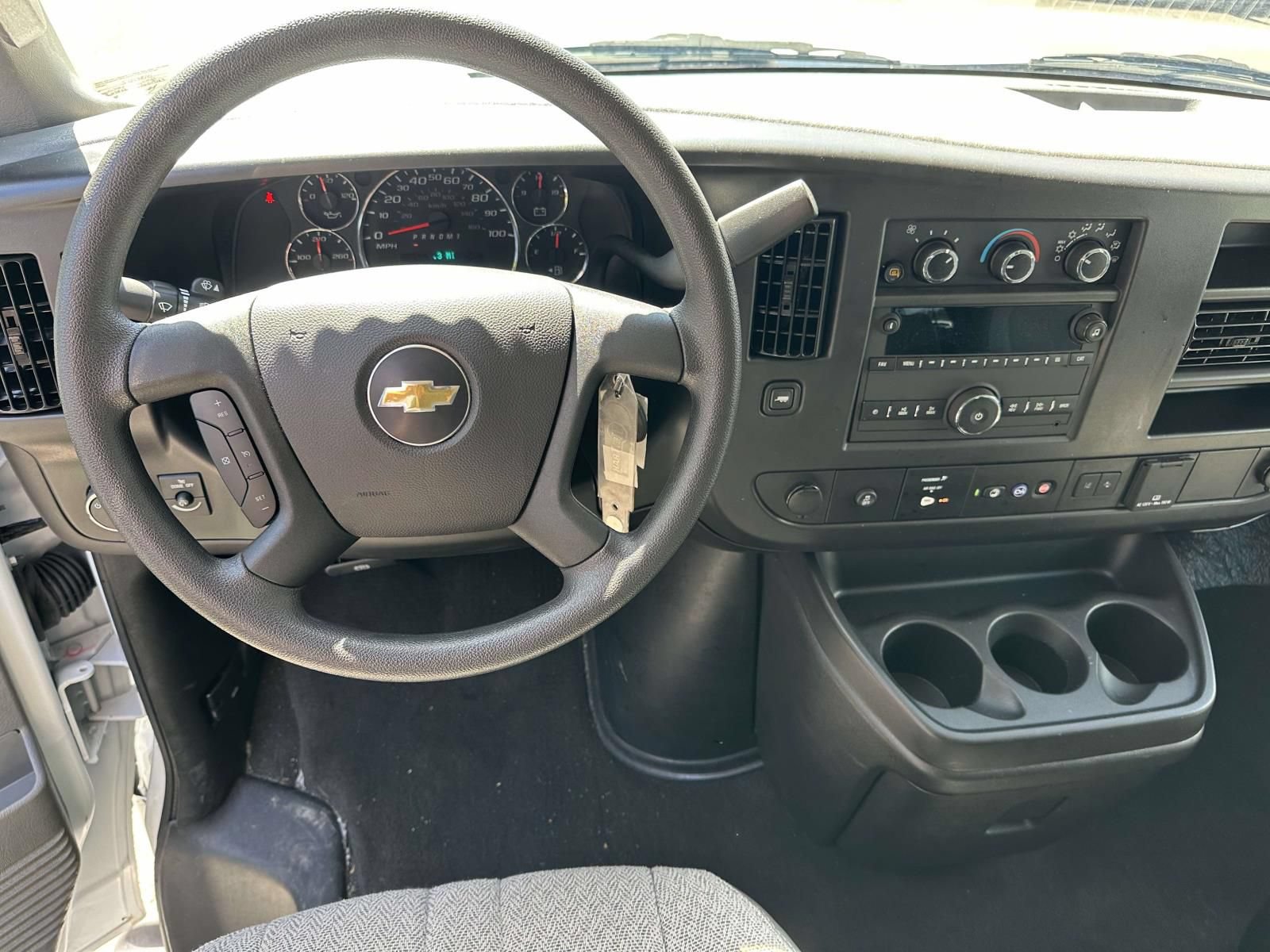 Certified 2025 Chevrolet Express 3500 LT w/ LT Preferred Equipment Group RWD image 9
