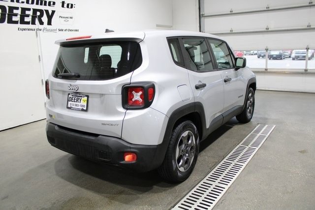 Used 2015 Jeep Renegade Sport w/ Power & Air Group image 24