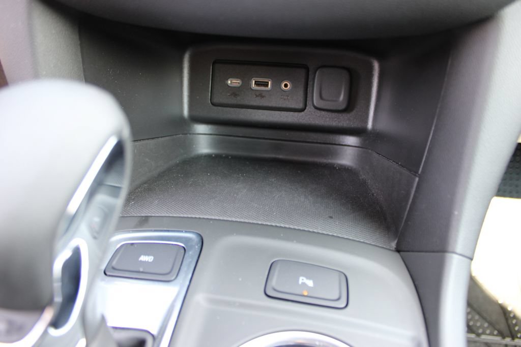 Used 2022 Chevrolet Equinox LT AWD/4WD image 22