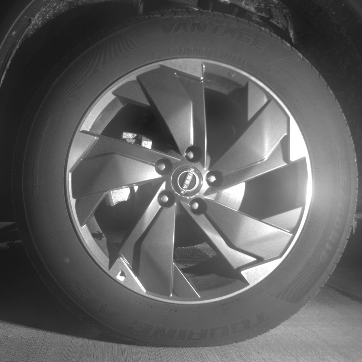 Used 2025 Nissan Rogue SV image 12