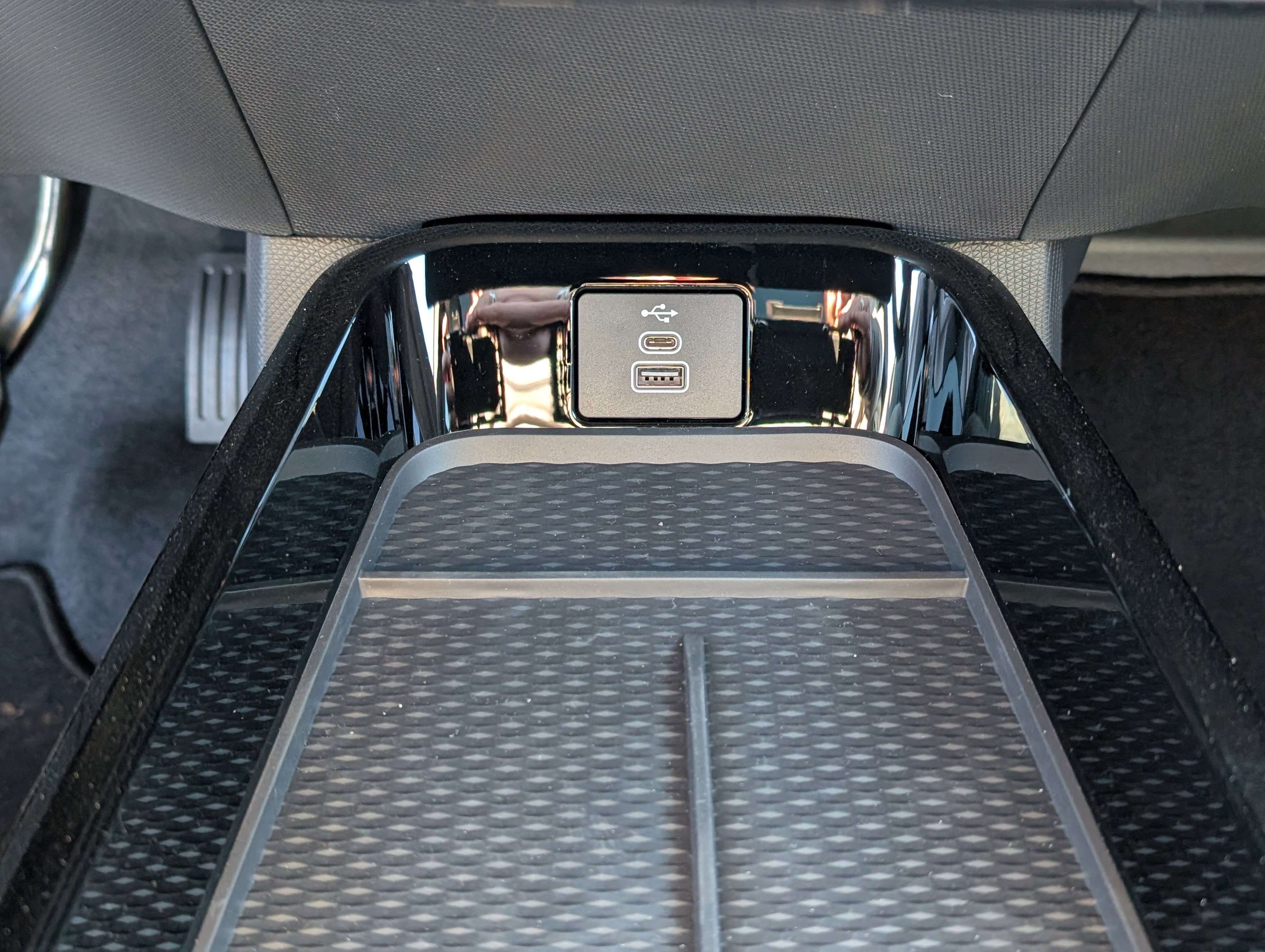 New 2026 Ford Mustang Mach-E Premium image 23