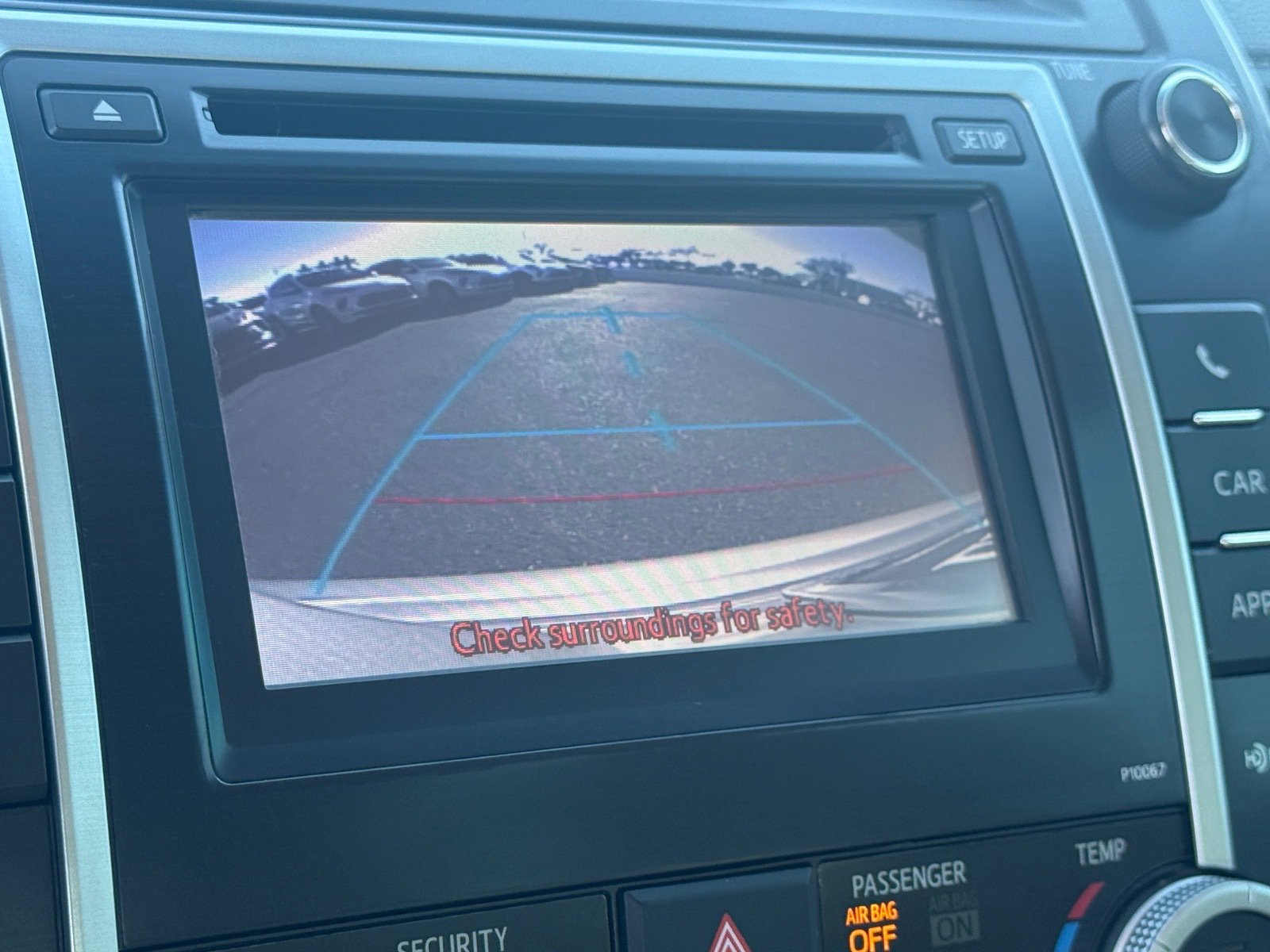 Used 2013 Toyota Camry XLE w/ Convenience Pkg image 19